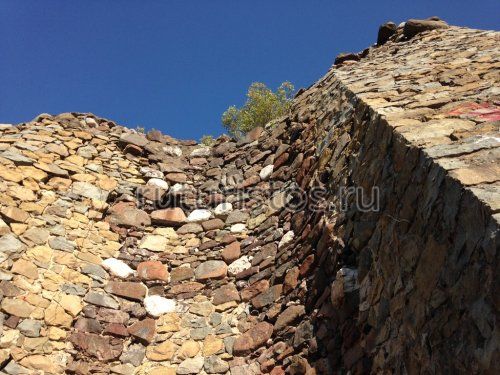 Крепость Алустон